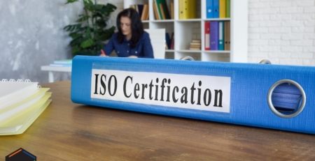 Certificado ISO 9001: qué es, requisitos y cómo implementarlo. Guía completa para PYMES y empresas que buscan la certificación ISO 9001:2015.